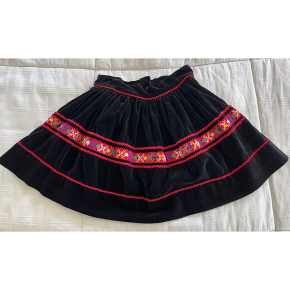 Vtg 1960's Girl's Black Velvet Skirt With Handmade Multi Colored Embroidery - Picture 3 of 10